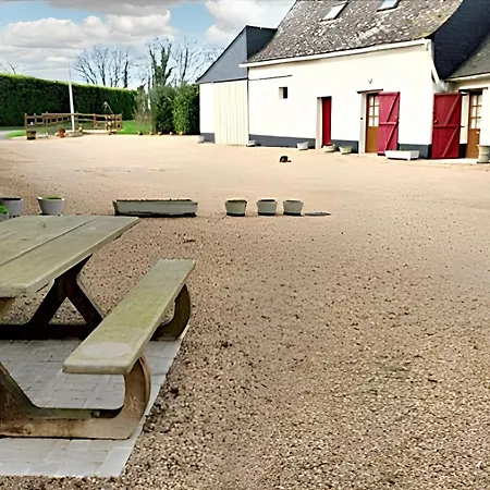 Maison Charmante A Ombree D'anjou Avec Jardin Et Terrasse Tatil Evi