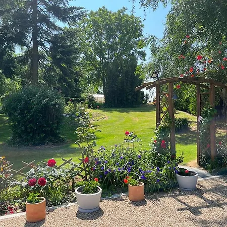 Maison Charmante A Ombree D'anjou Avec Jardin Et Terrasse Tatil Evi *