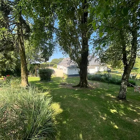 Maison Charmante A Ombree D'anjou Avec Jardin Et Terrasse *