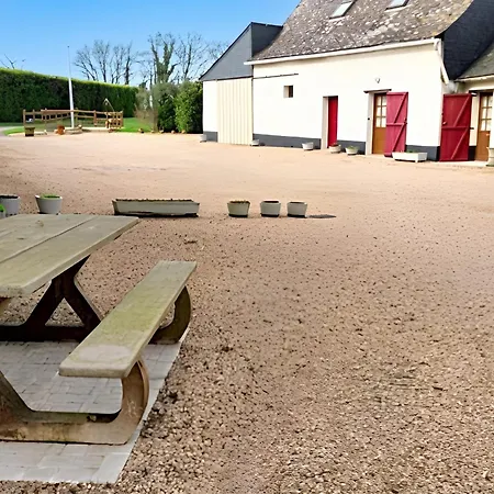 Maison Charmante A Ombree D'anjou Avec Jardin Et Terrasse Tatil Evi
